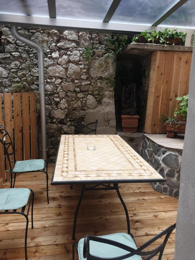 Apartma Na Klancu Кобарид Экстерьер фото
